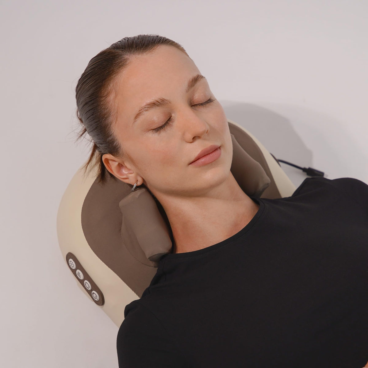 R19 Lite Neck and Shoulder Massager for relaxing deep tissue massage and muscle pain relief