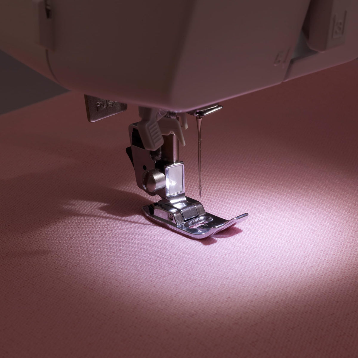 XM3700 sewing machine with 37 built in stitches ideal for beginners and daily sewing projects