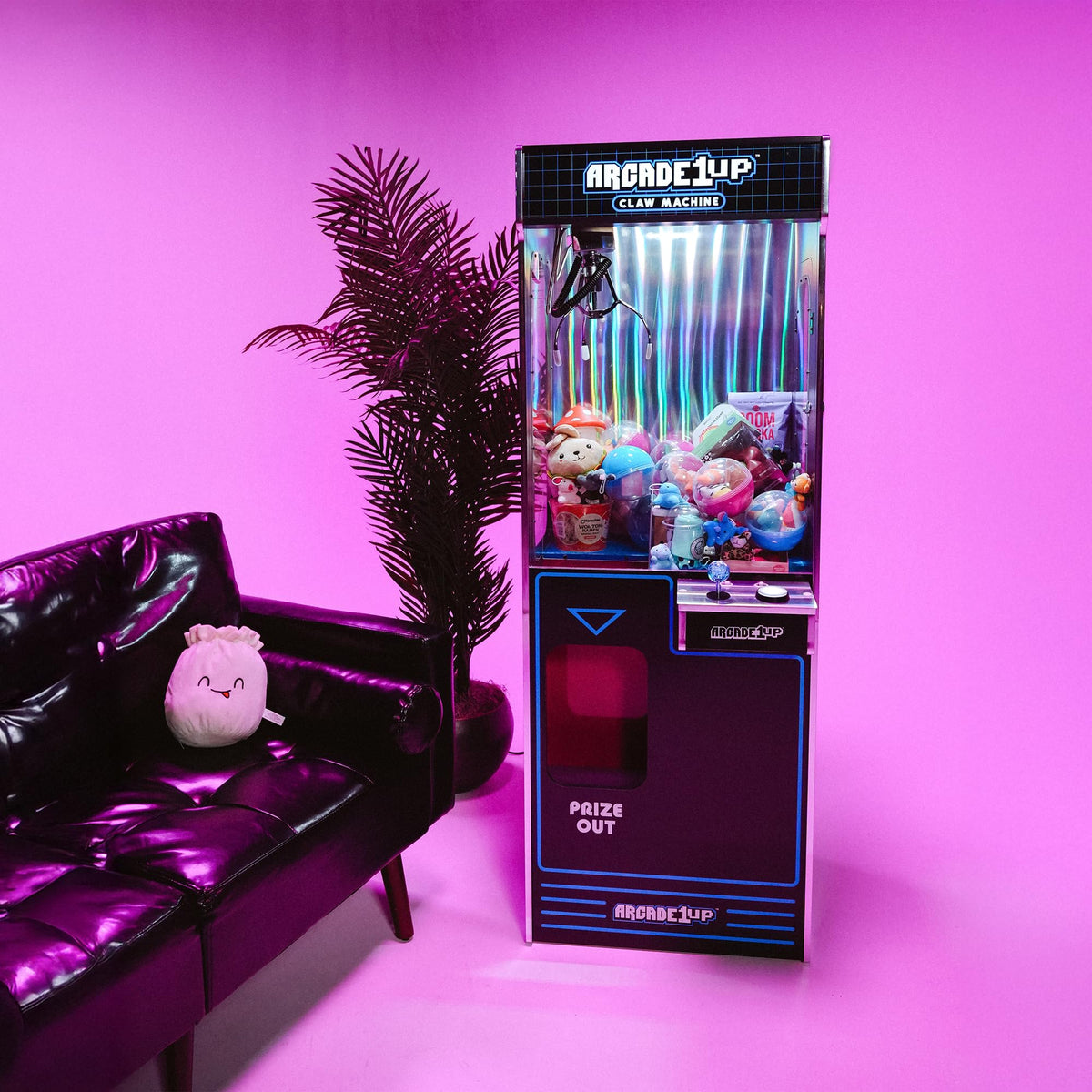 Claw Machine with 3 Levels of Difficulty and Ceiling Light for Arcade Game Room Home Entertainment