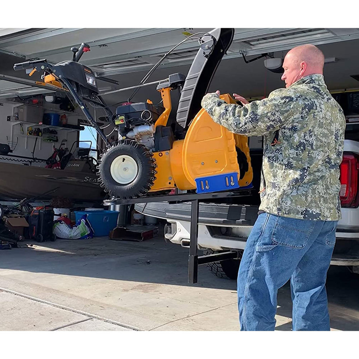 SwiveLift durable lightweight foldable portable big game hitch mounted lifting system easy to use