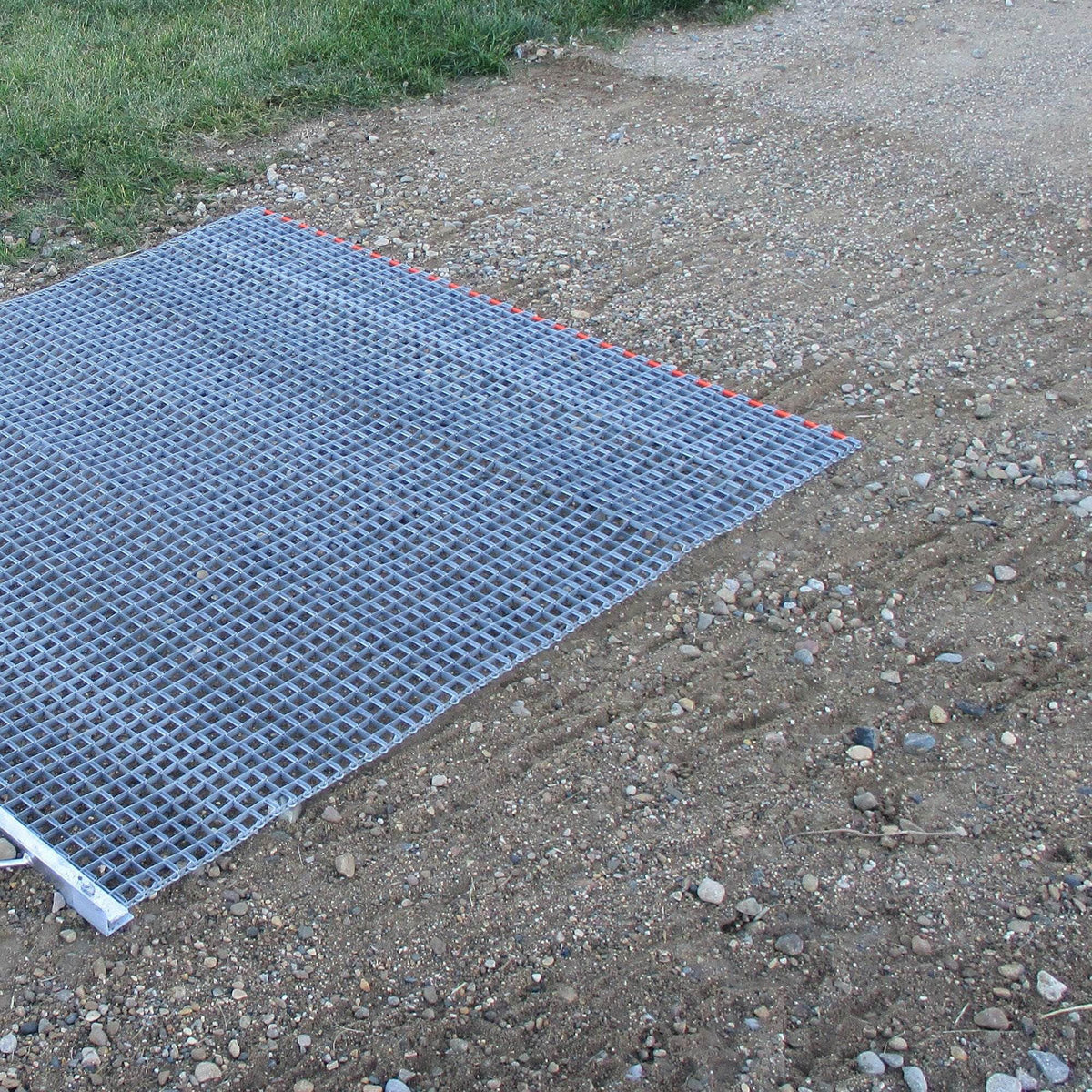 Heavy Duty Lawn Leveling Drag Mat with Durable Steel Mesh and Tow Rope for Yard and Garden Care