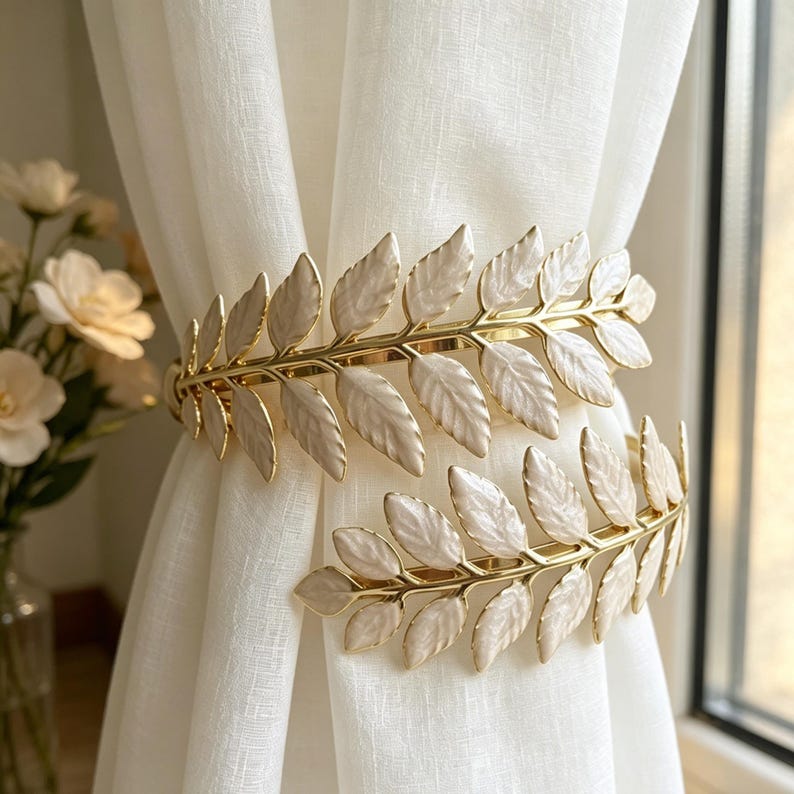 Gold Metal Laurel Leaf Curtain Tiebacks, Set of 2, 4.7in, Polished Enamel Finish